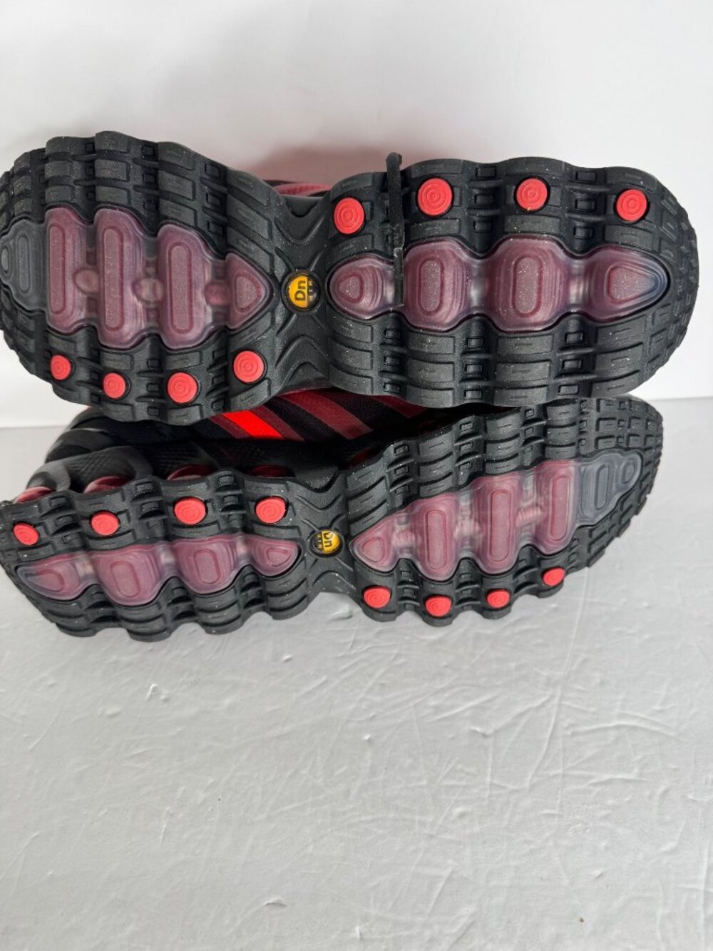 Nike Air Max DN8 Bred Sneaker Black Red EU 43 Mens 9.5 Womens 11 NIB - Picture 8 of 8